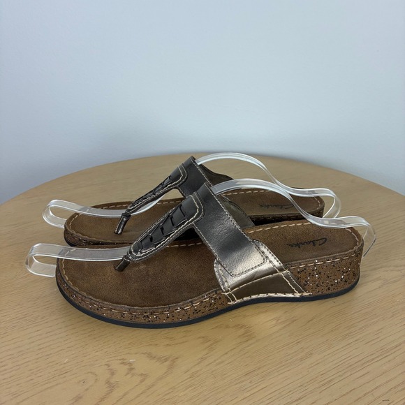 Clarks Metallic Thong Wedge Sandal Women's 9.5 Summer Casual Comfort Walking - Picture 5 of 8